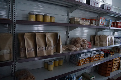 探索伊和呼熱草原特產銷售中心 品味自然饋贈的食品